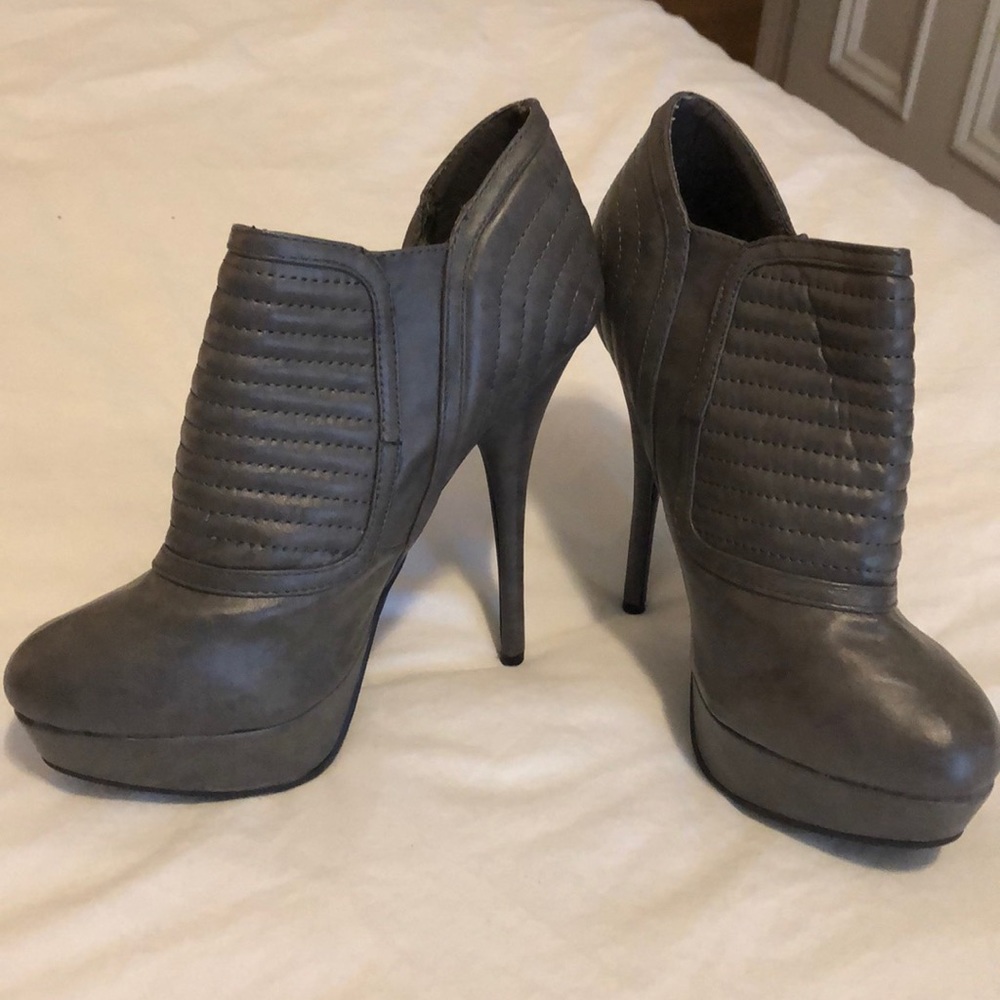 Grey Stiletto Booties | Size 9